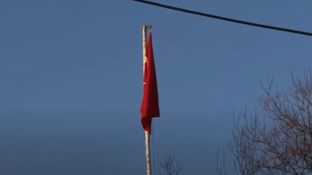 Tam 12 yıl sonra! Şam Büyükelçiliği faaliyetlerine yeniden başladı