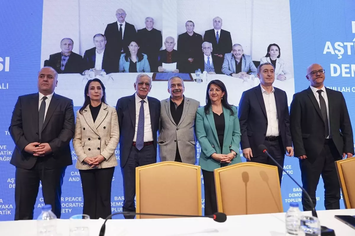 DEM Parti heyeti, siyasi parti turları kapsamında ilk ziyaretini 10 Mart’ta CHP’ye yapacak