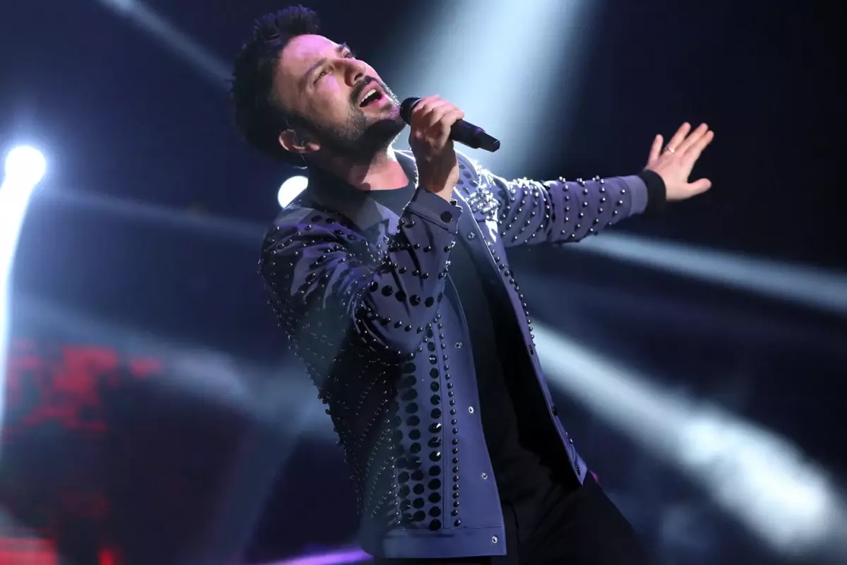 Megastar Tarkan’dan İmamoğlu açıklaması