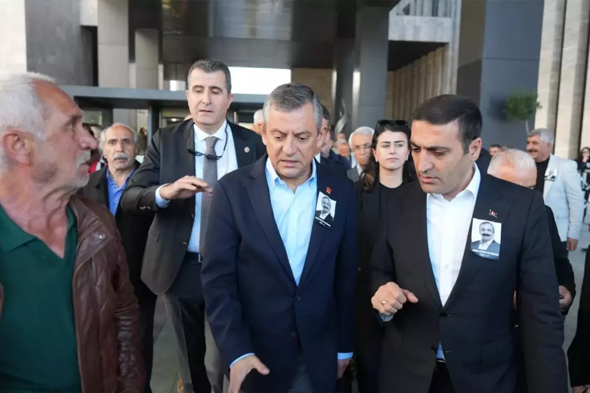Saldırı sonrası Özgür Özel’den yeni açıklama: Gün husumet, kin çıkarma günü değildir