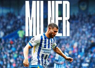 Premier Lig’de tarihe geçebilir: Milner sözleşmesini uzattı
